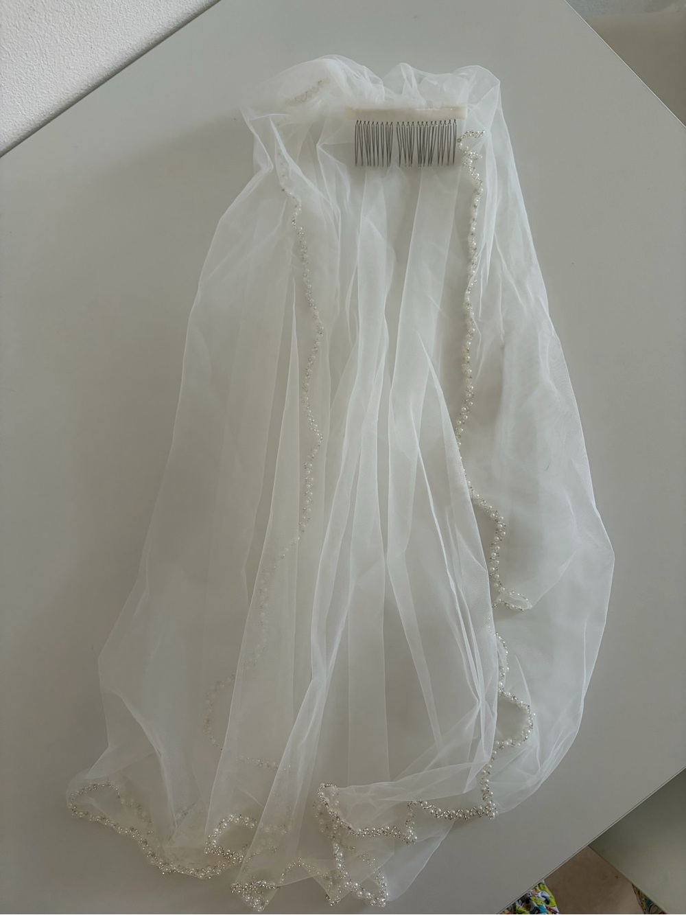 White Bridal Veil with Pearl-Trim Edge